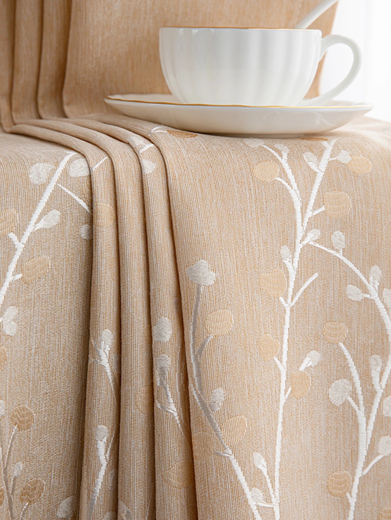 Heritage Light-Luxury Shading Curtain